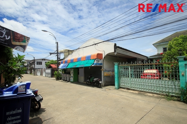 ที่ดินเปล่า ที่ดินสุขุมวิท117 ซ.ภาณุวงศ์14 แถมบ้านเดี่ยว1ชั้น ทำเลดี ค้าขาย5ตารางวา ปัจจุบันเป็นบ้านเช่า สมุทรปราการ เมืองสมุทรปราการ บางด้วน 4225000