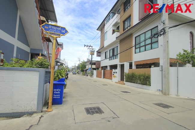 ที่ดินเปล่า ที่ดินสุขุมวิท117 ซ.ภาณุวงศ์14 แถมบ้านเดี่ยว1ชั้น ทำเลดี ค้าขาย5ตารางวา ปัจจุบันเป็นบ้านเช่า สมุทรปราการ เมืองสมุทรปราการ บางด้วน 4225000