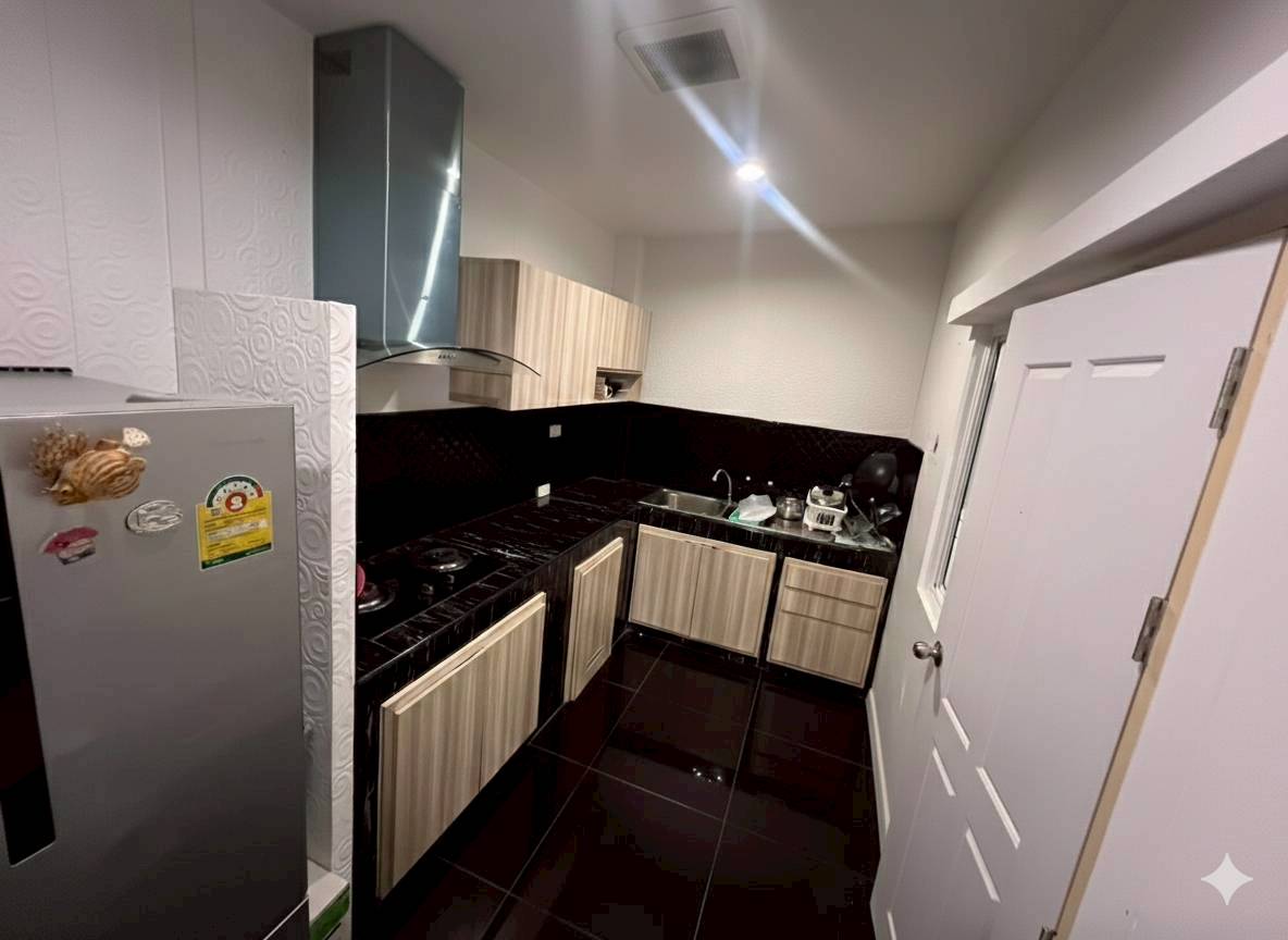 ทาวน์เฮ้าส์ ลาวัลเล่ทาวน์ 2 ประจวบคีรีขันธ์ ปราณบุรี วังก์พง 1400000