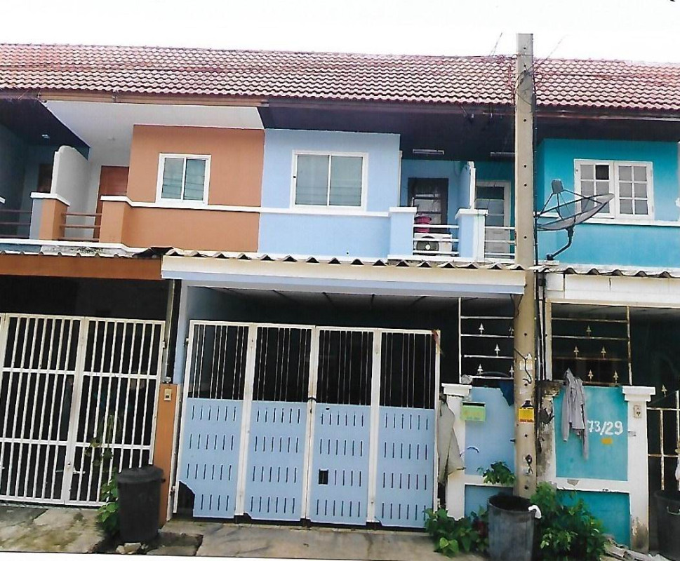 ทาวน์เฮ้าส์ ปทุมธานี ลาดหลุมแก้ว หน้าไม้ 521000