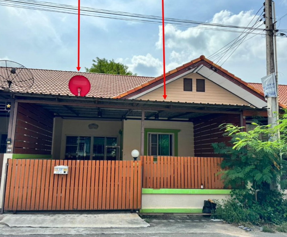 ทาวน์เฮ้าส์ ชลบุรี ศรีราชา บ่อวิน 876300