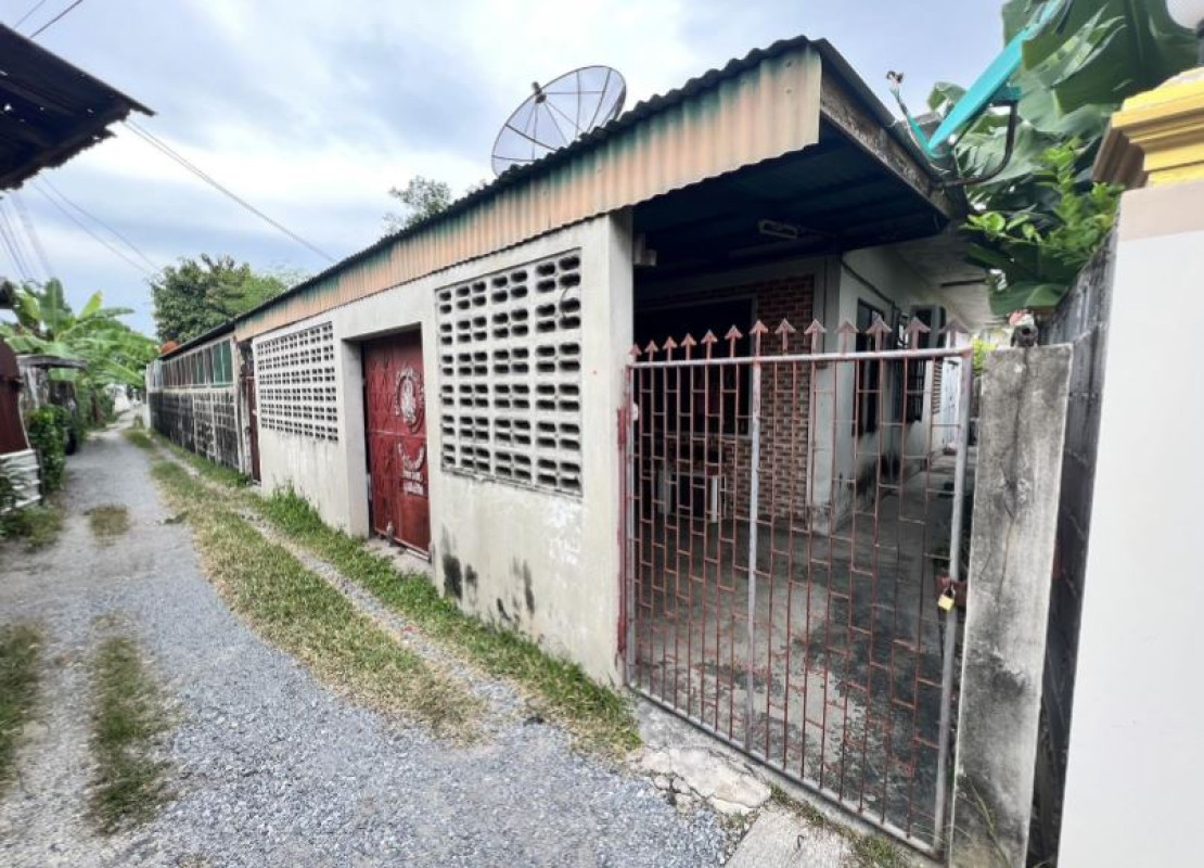 ทาวน์เฮ้าส์ ลพบุรี เมืองลพบุรี ท่าหิน 565600