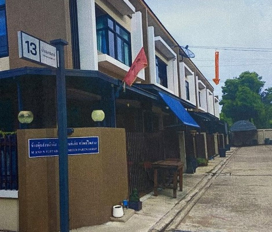 ทาวน์เฮ้าส์ สมุทรปราการ พระสมุทรเจดีย์ ในคลองบางปลากด 1461240