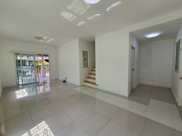 ทาวน์เฮ้าส์ นนทบุรี เมืองนนทบุรี บางไผ่ 2990000