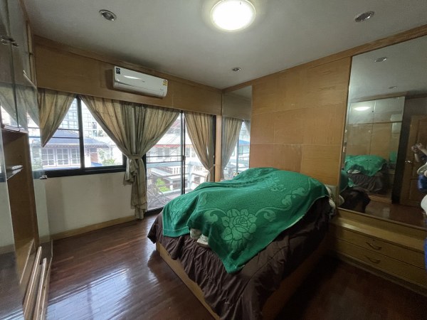 บ้านเดี่ยว ไทยศิริ ประดิษฐ์มนูธรรม กรุงเทพมหานคร วังทองหลาง วังทองหลาง 11900000