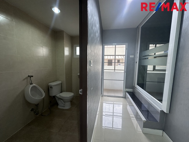 อาคารพาณิชย์ ธนบุรีคอมเพล็กซ์ กรุงเทพมหานคร บางขุนเทียน แสมดำ 12000000