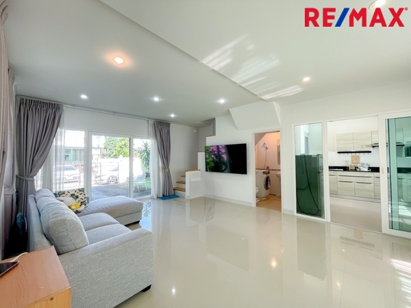 บ้านแฝด ศุภาลัย วิลล์ รามอินทรา 117 กรุงเทพมหานคร มีนบุรี มีนบุรี 5150000