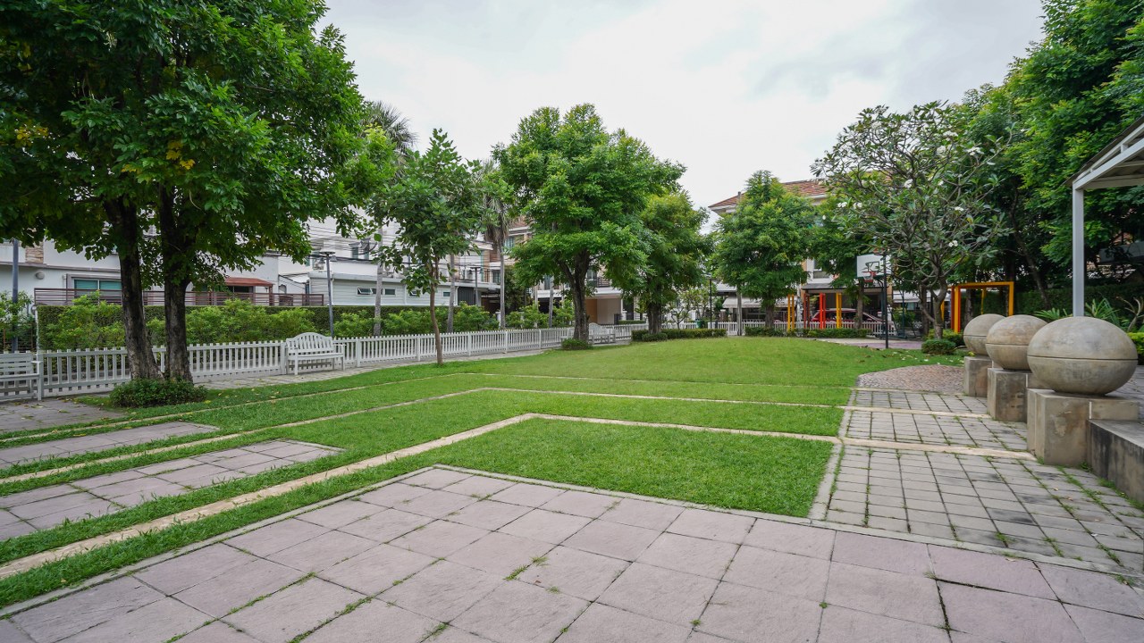 ทาวน์เฮ้าส์ พลัสซิตี้พาร์ค งามวงศ์วาน25 นนทบุรี เมืองนนทบุรี ท่าทราย 4790000