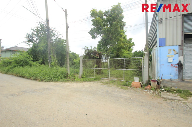 ที่ดินเปล่า สมุทรสาคร เมืองสมุทรสาคร นาดี 17331000