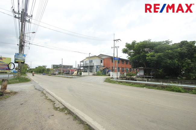 ที่ดินเปล่า สมุทรสาคร เมืองสมุทรสาคร นาดี 17331000