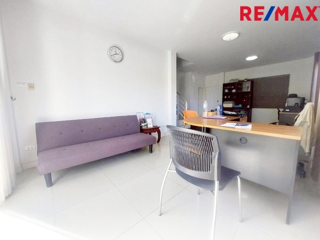 ทาวน์เฮ้าส์ เทอร์เรสพาร์ค สมุทรสาคร กระทุ่มแบน อ้อมน้อย 2550000