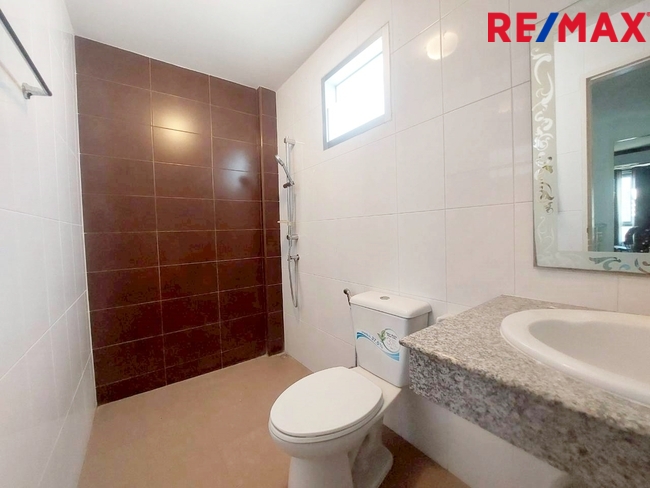 ทาวน์เฮ้าส์ เทอร์เรสพาร์ค สมุทรสาคร กระทุ่มแบน อ้อมน้อย 2550000