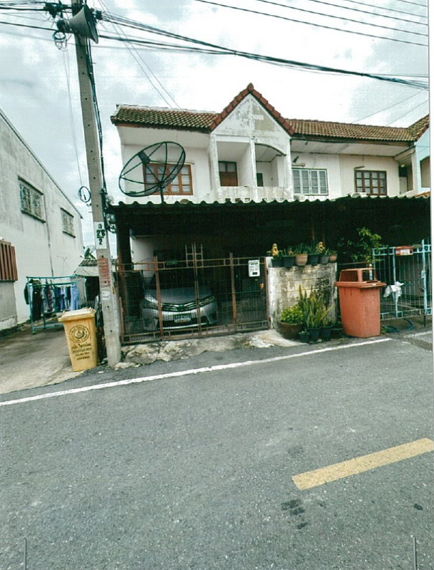 ทาวน์เฮ้าส์ นนทบุรี ไทรน้อย ไทรน้อย 1431000