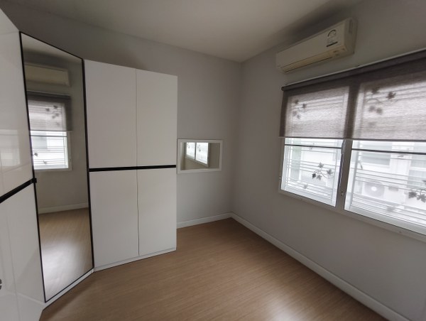 ทาวน์เฮ้าส์ นนทบุรี เมืองนนทบุรี บางกระสอ 3600000