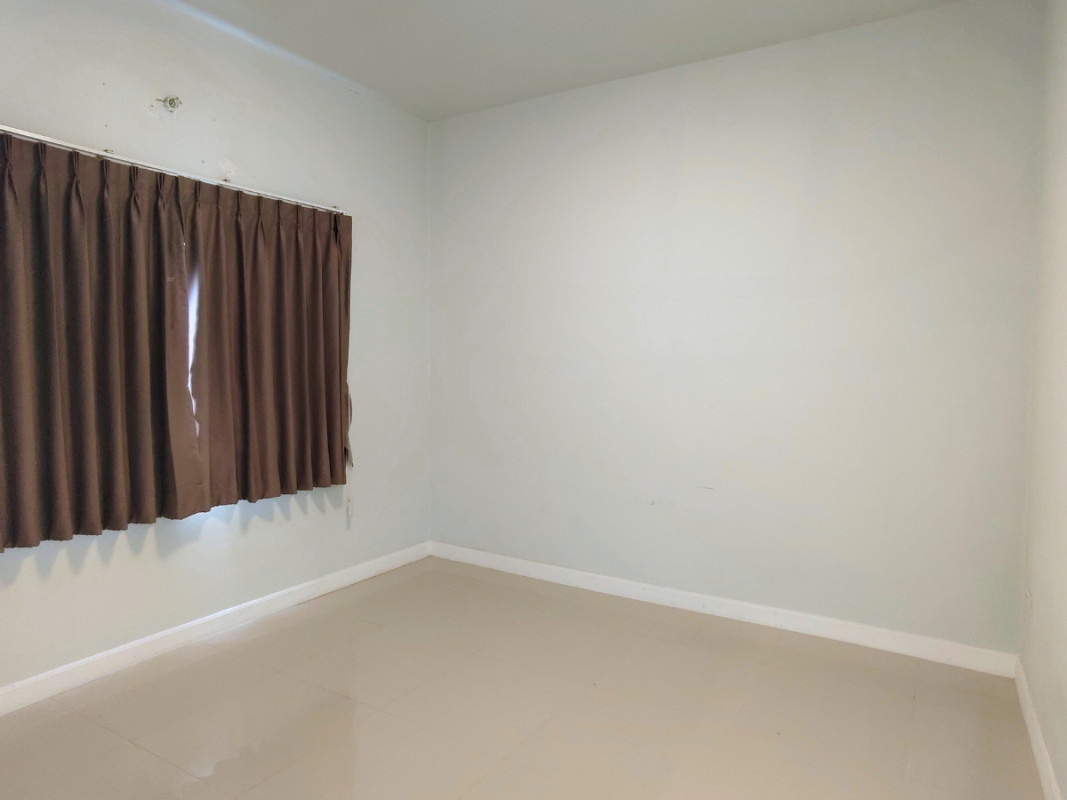 ทาวน์เฮ้าส์ นีโอทาวน์ ชลบุรี เมืองชลบุรี แสนสุข 3300000