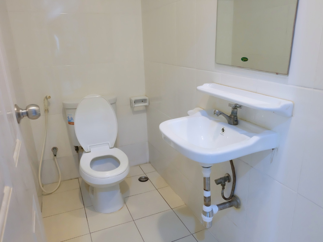 ทาวน์เฮ้าส์ นีโอทาวน์ ชลบุรี เมืองชลบุรี แสนสุข 3300000