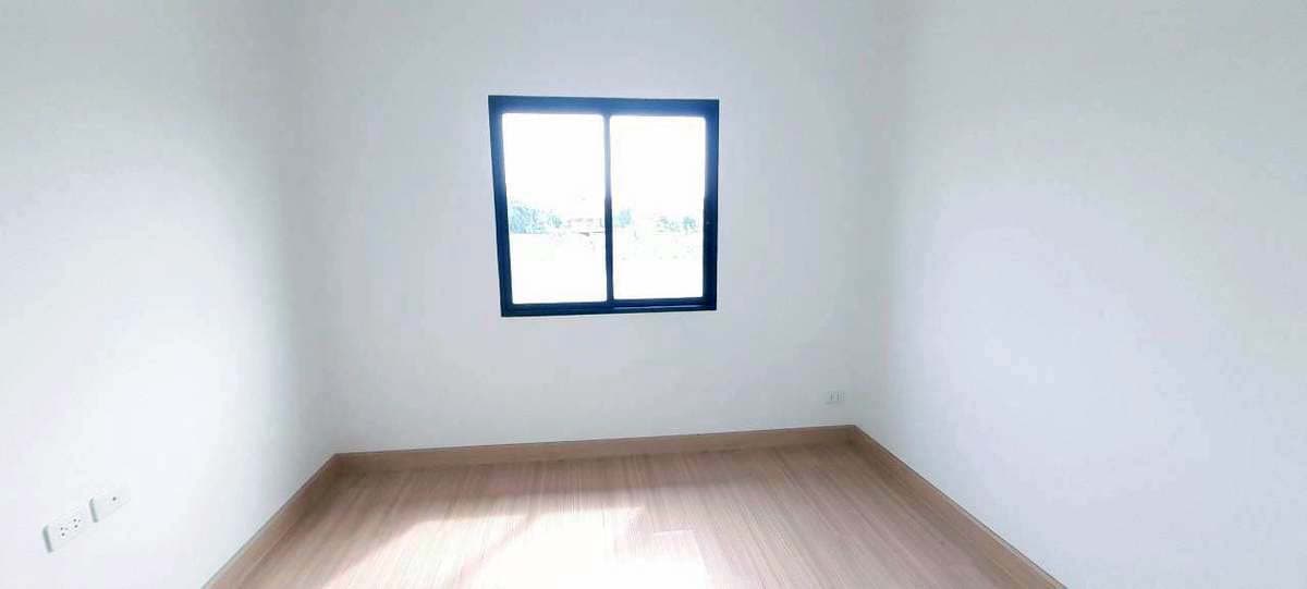 ทาวน์เฮ้าส์ ชีวาโฮม วงแหวน-ลำลูกกา ปทุมธานี ลำลูกกา ลาดสวาย 3200000