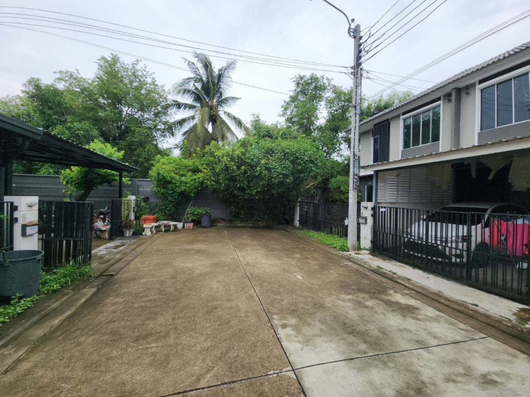 ทาวน์เฮ้าส์ พฤกษาไลท์ ล็อกซ์ รัตนาธิเบศร์ นนทบุรี บางใหญ่ เสาธงหิน 2750000