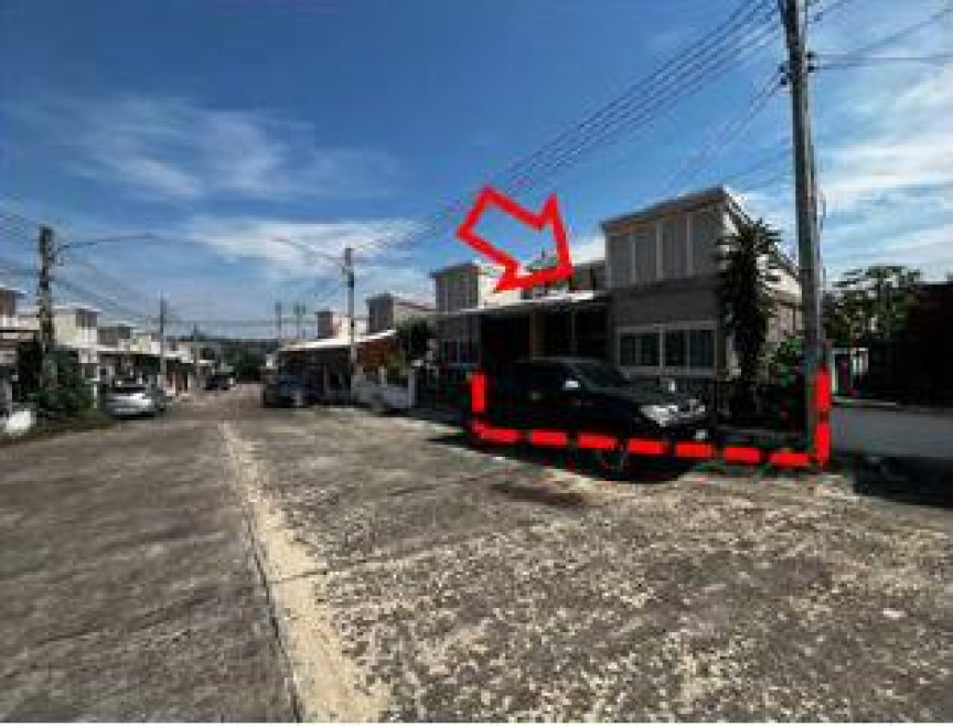 Twin house Chon Buri Si Racha Bo Win 1800000