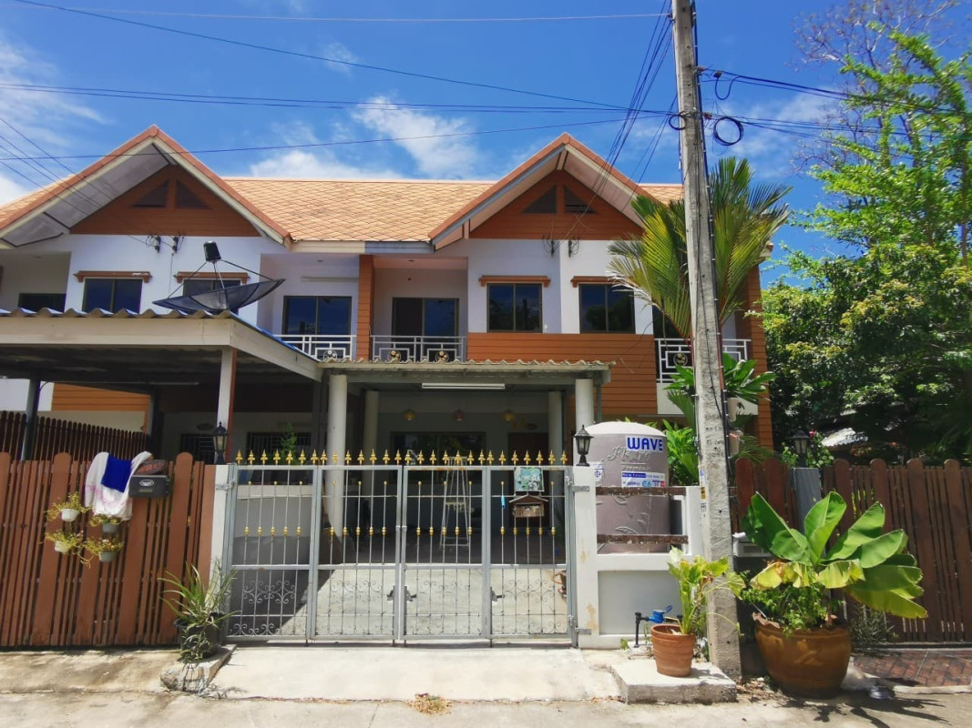 ทาวน์เฮ้าส์ ชลบุรี บางละมุง หนองปลาไหล 1850000