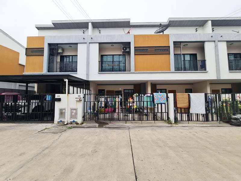 ทาวน์เฮ้าส์ เรสท์ทาวน์ สมุทรปราการ บางพลี บางพลีใหญ่ 2700000