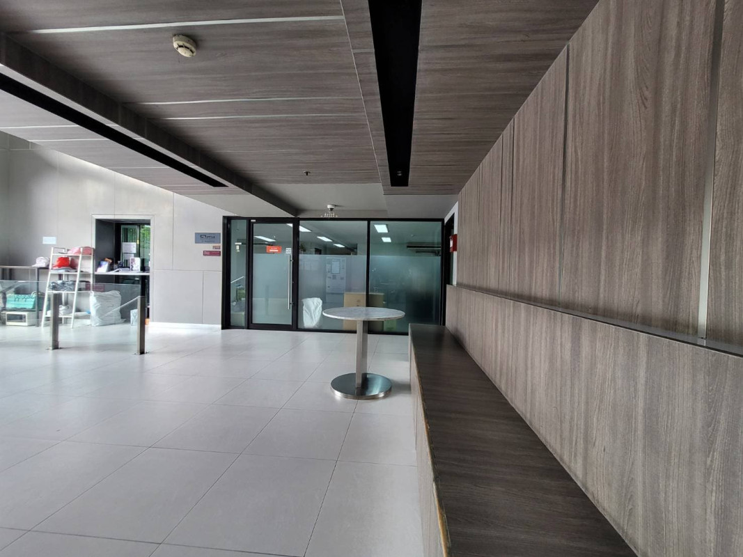 คอนโด พลัม คอนโด เซ็นทรัล สเตชั่น เฟส 2 นนทบุรี บางใหญ่ เสาธงหิน 2100000