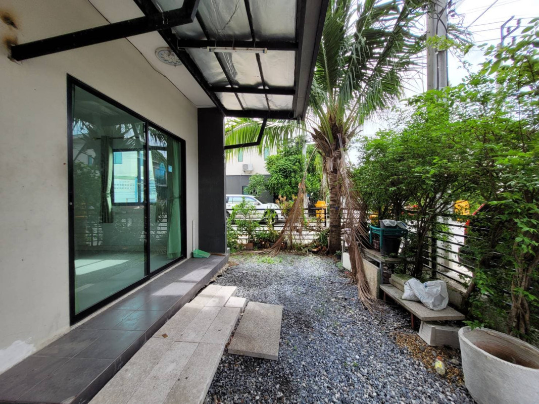 ทาวน์เฮ้าส์ เดอะคอนเนค 42 สมุทรปราการ บางพลี ราชาเทวะ 2600000