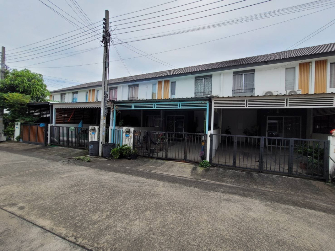 ทาวน์เฮ้าส์ พฤกษา 77 สมุทรปราการ พระสมุทรเจดีย์ แหลมฟ้าผ่า 1800000