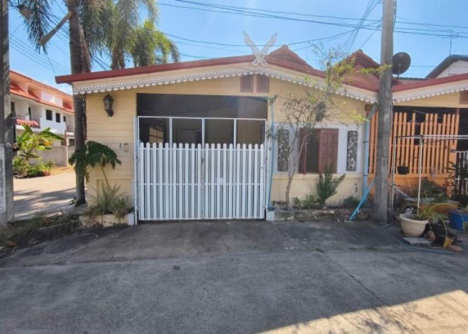 ทาวน์เฮ้าส์ บ้านเอื้ออารีย์ กบินทร์บุรี ปราจีนบุรี กบินทร์บุรี นนทรี 1000000