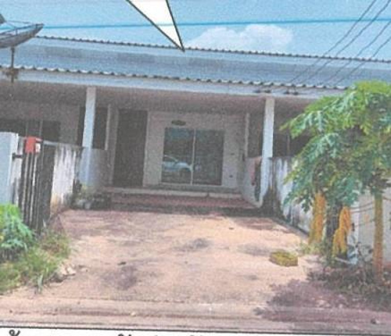 ทาวน์เฮ้าส์ lily@spring city ปราจีนบุรี ศรีมหาโพธิ ท่าตูม 750000