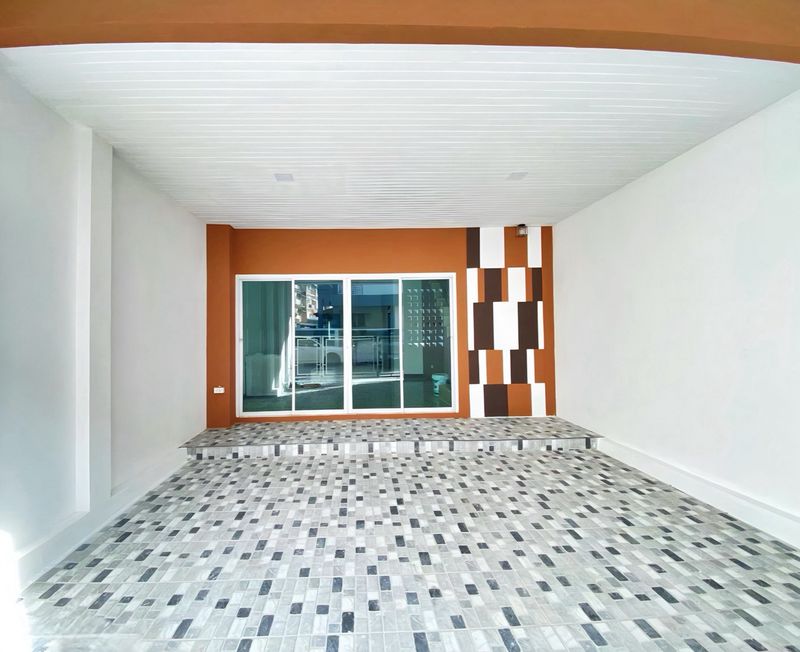 ทาวน์เฮ้าส์ ชลบุรี บางละมุง บางละมุง 2690000