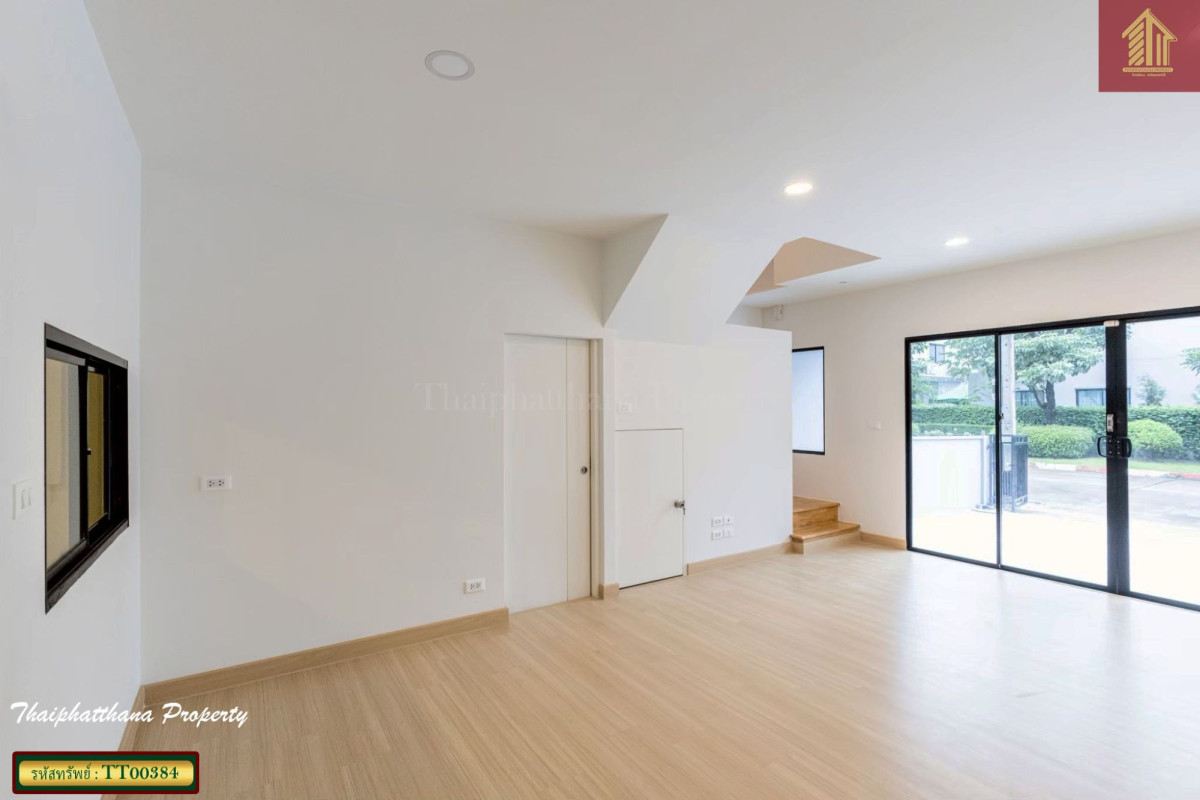 ทาวน์เฮ้าส์ บ้านกลางเมือง พระราม 9 - อ่อนนุช กรุงเทพมหานคร ประเวศ ประเวศ 3540000