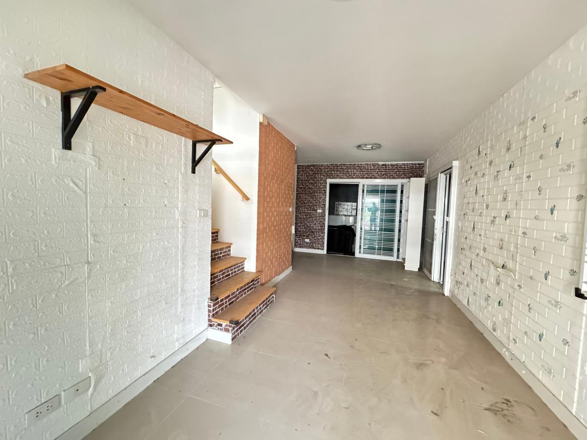 ทาวน์เฮ้าส์ Pleno ปิ่นเกล้า-วงแหวน นนทบุรี บางกรวย ปลายบาง 2340000