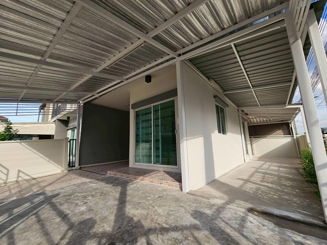 ทาวน์เฮ้าส์ Pleno ปิ่นเกล้า-วงแหวน นนทบุรี บางกรวย ปลายบาง 2340000