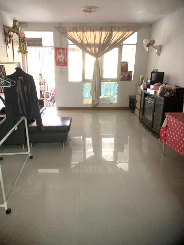 ทาวน์เฮ้าส์ เพทาย เพลส ปทุมธานี ลำลูกกา ลาดสวาย 1700000