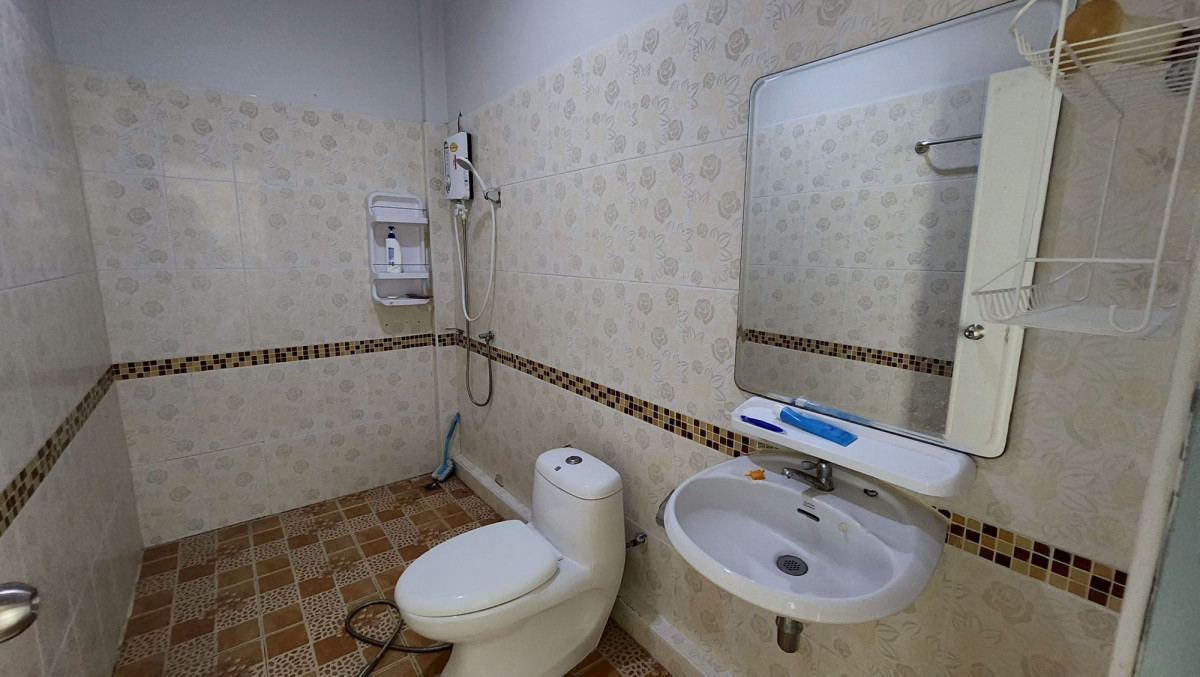 อาคารพาณิชย์ ทรัพย์พรรณา เพชรบุรี ชะอำ ชะอำ 3950000