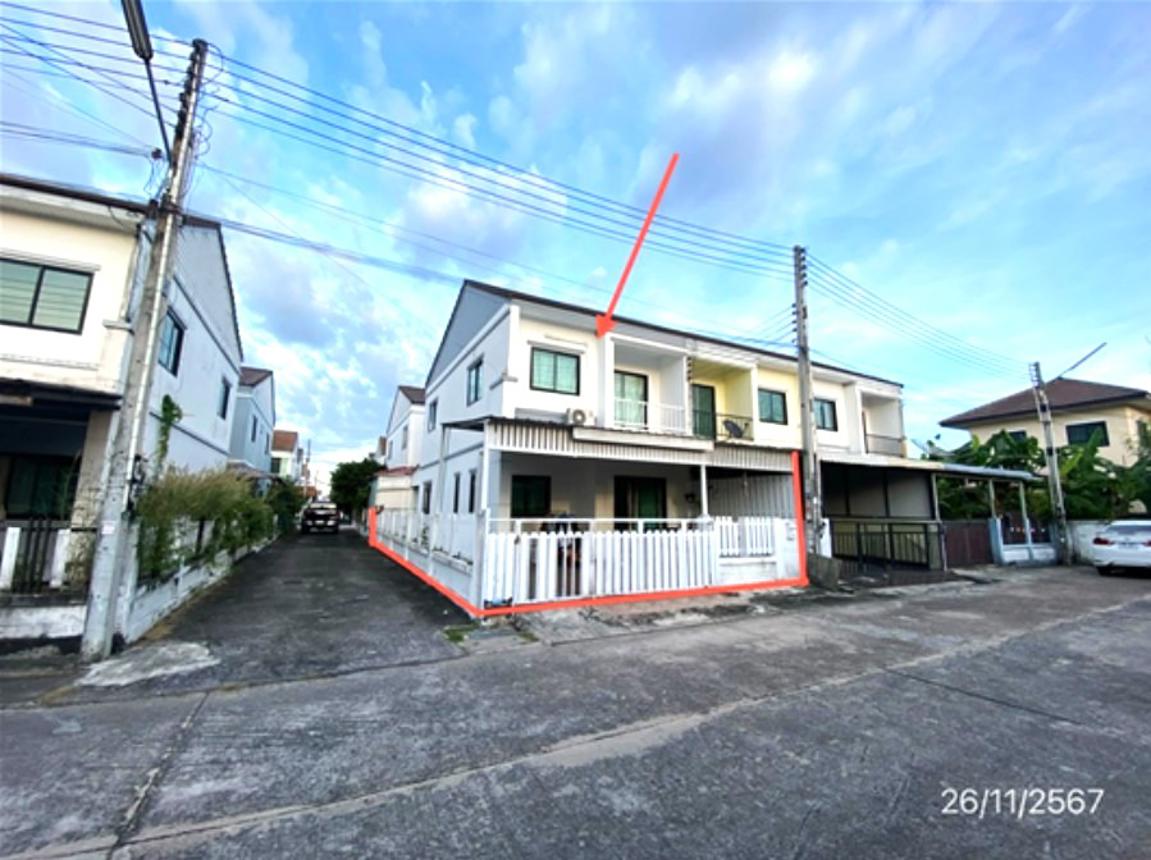 ทาวน์เฮ้าส์ พานาวิว 3 ชลบุรี เมืองชลบุรี นาป่า 2077000