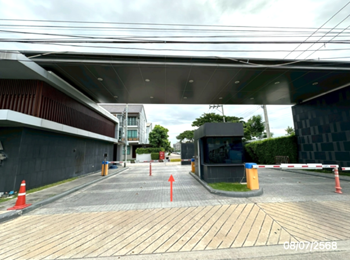 ทาวน์เฮ้าส์ อารียา แมนดารีน่า เอกมัย-รามอินทรา กรุงเทพมหานคร ลาดพร้าว ลาดพร้าว 7600000