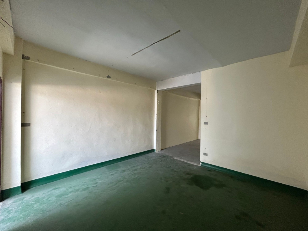 Commercial building Bangkok Bang Khun Thian Samae Dam 5000000