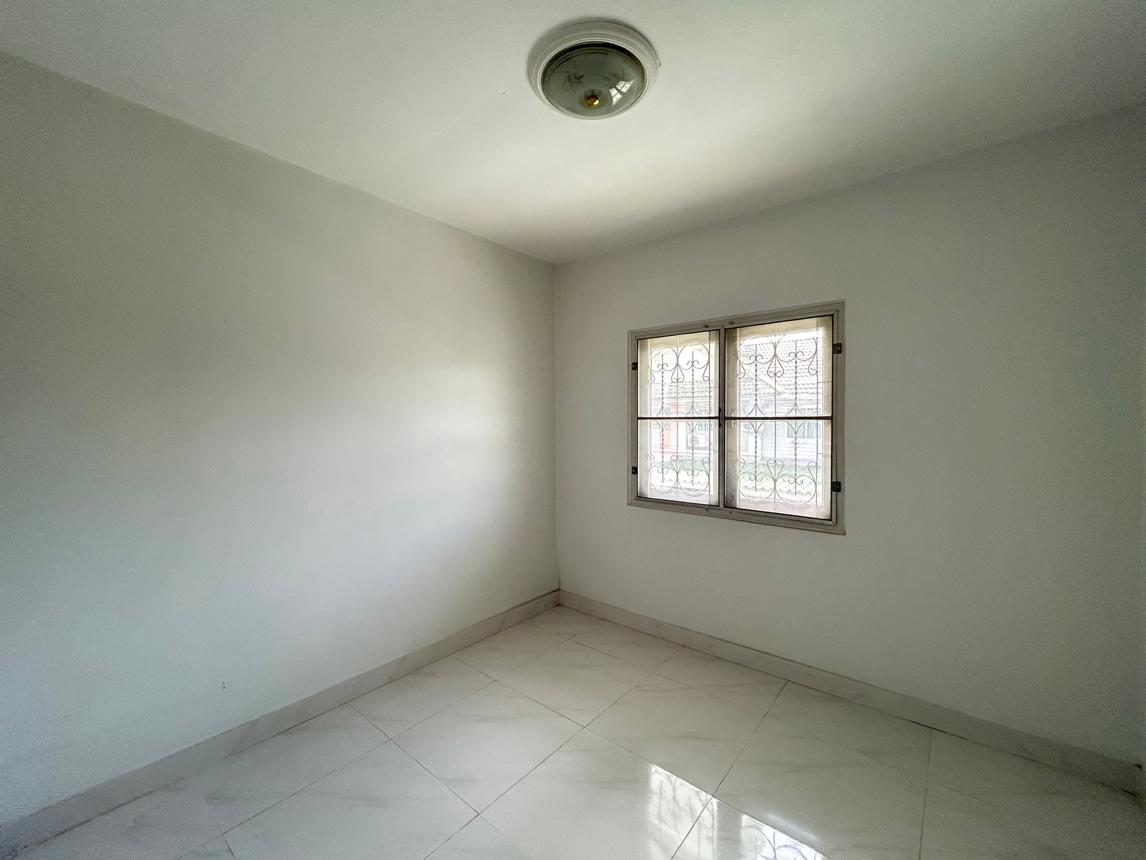 Townhouse Pathum Thani Khlong Luang Khlong Sam 1350000
