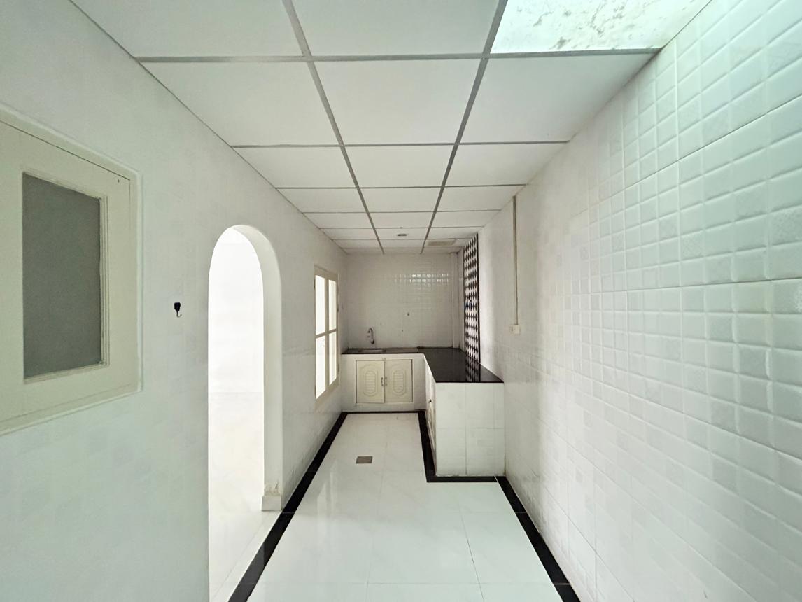 Townhouse Pathum Thani Khlong Luang Khlong Sam 1350000