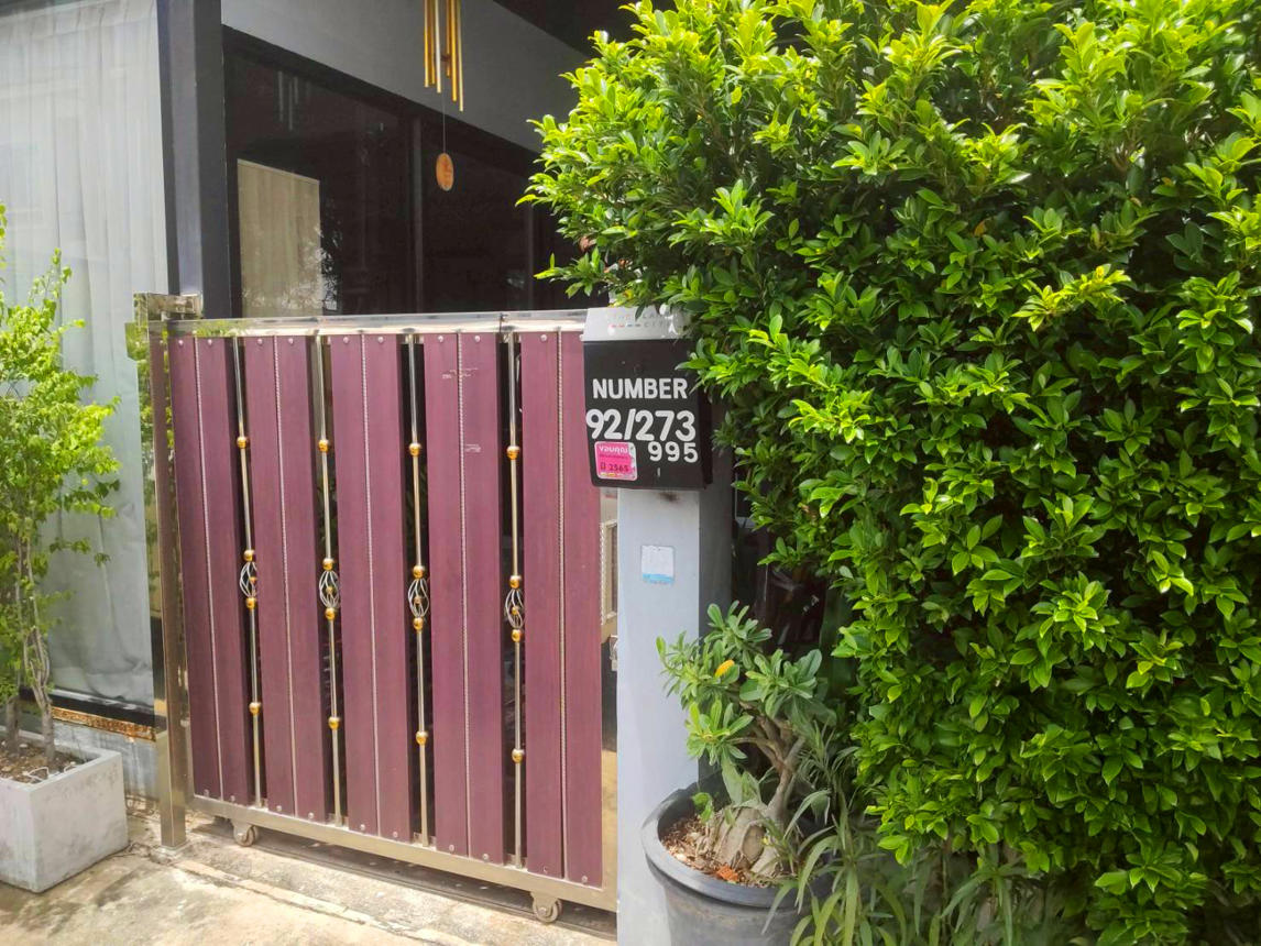 ทาวน์เฮ้าส์ เดอะเเพลนท์ ซิตี้ แจ้งวัฒนะ นนทบุรี ปากเกร็ด บางพูด 5400000