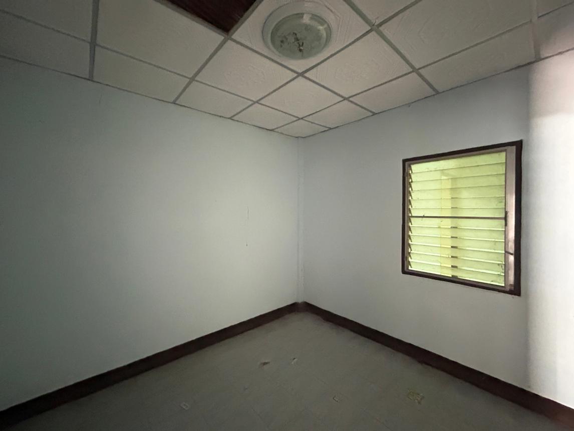 ทาวน์เฮ้าส์ เรือนสุข 2 ปทุมธานี ธัญบุรี ลำผักกูด 900000