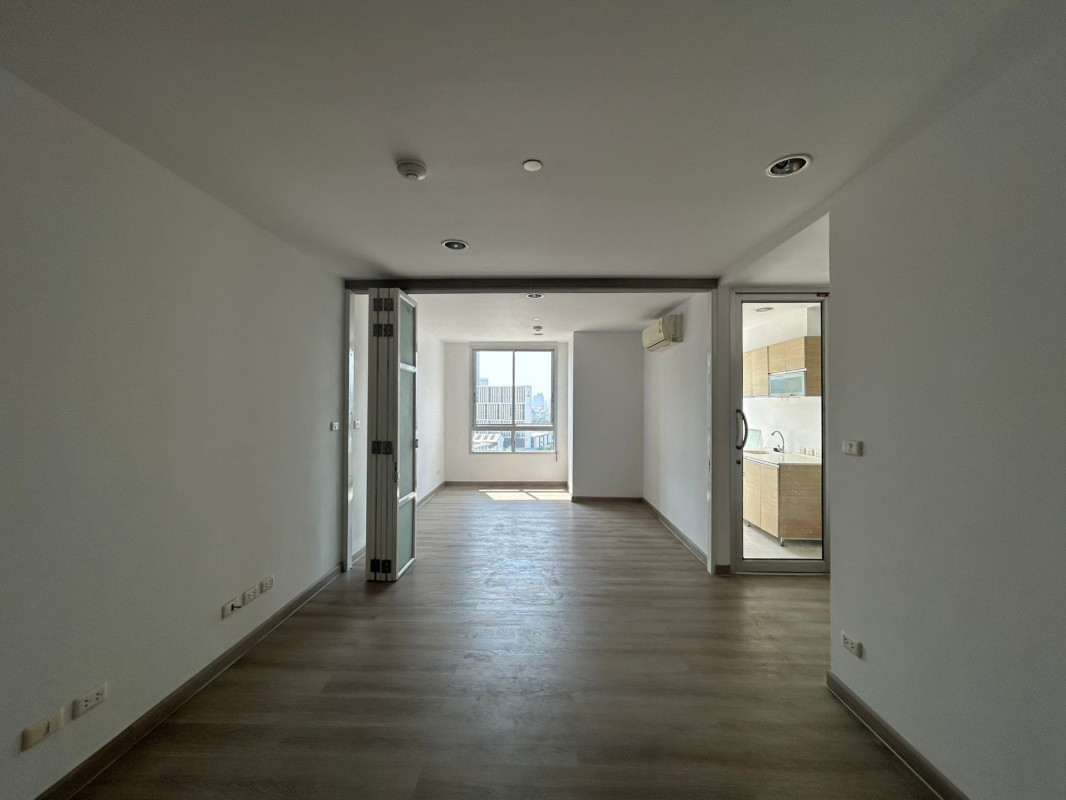 คอนโด เดอะสเตชั่น สาทร-บางรัก กรุงเทพมหานคร สาทร ทุ่งวัดดอน 2960000