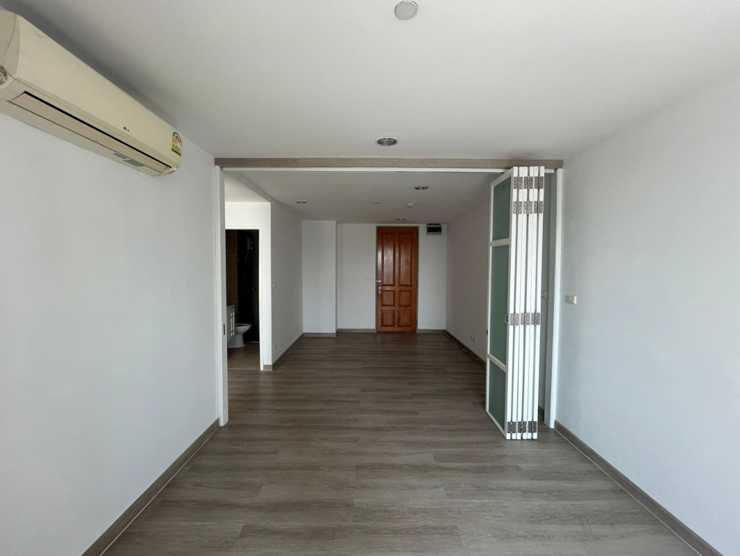 คอนโด เดอะสเตชั่น สาทร-บางรัก กรุงเทพมหานคร สาทร ทุ่งวัดดอน 2960000