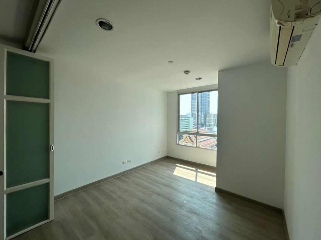 คอนโด เดอะสเตชั่น สาทร-บางรัก กรุงเทพมหานคร สาทร ทุ่งวัดดอน 2960000