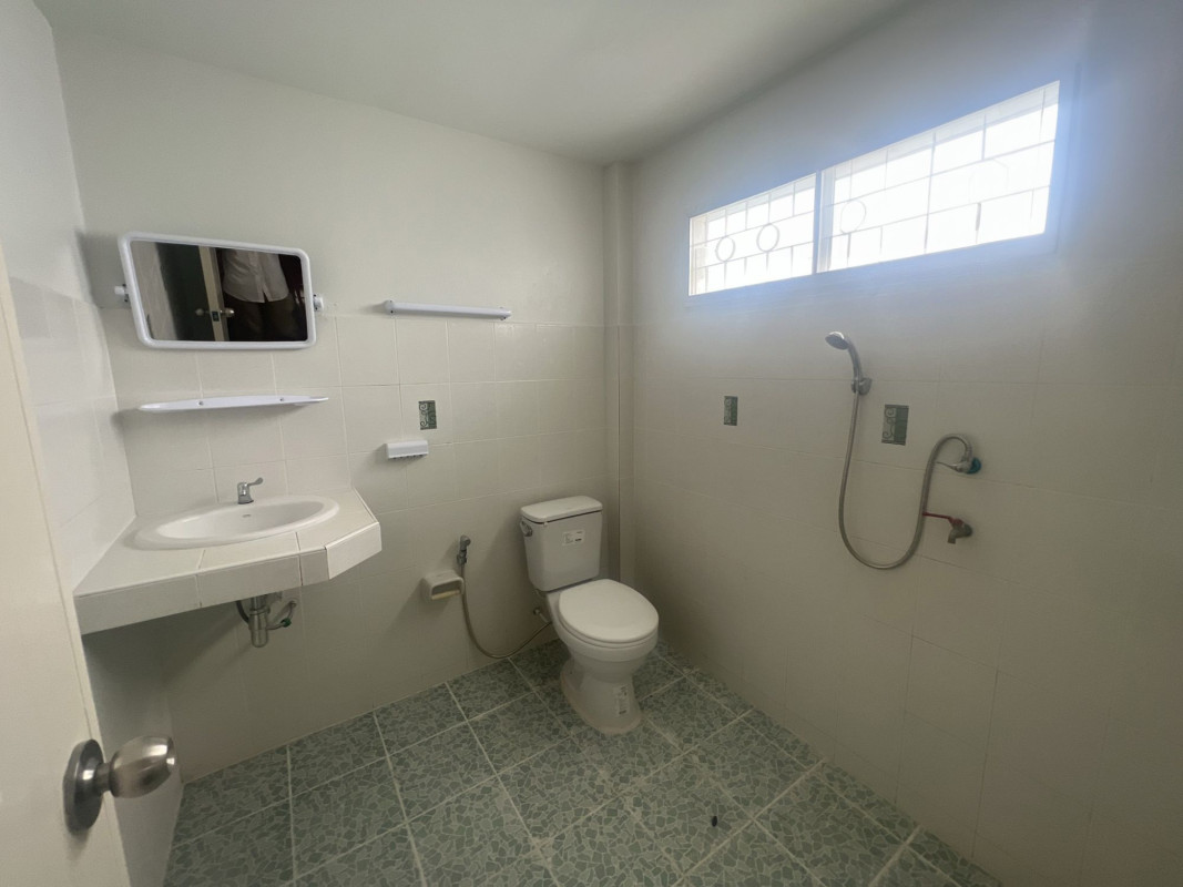 ทาวน์เฮ้าส์ เพิ่มทรัพย์ ชลบุรี ศรีราชา บ่อวิน 1500000