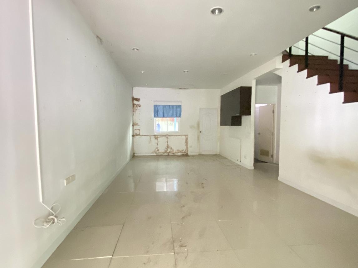 ทาวน์เฮ้าส์ บ้านสมาร์ทแลนด์ พาร์คฮิลล์ ระยอง ปลวกแดง มาบยางพร 1800000