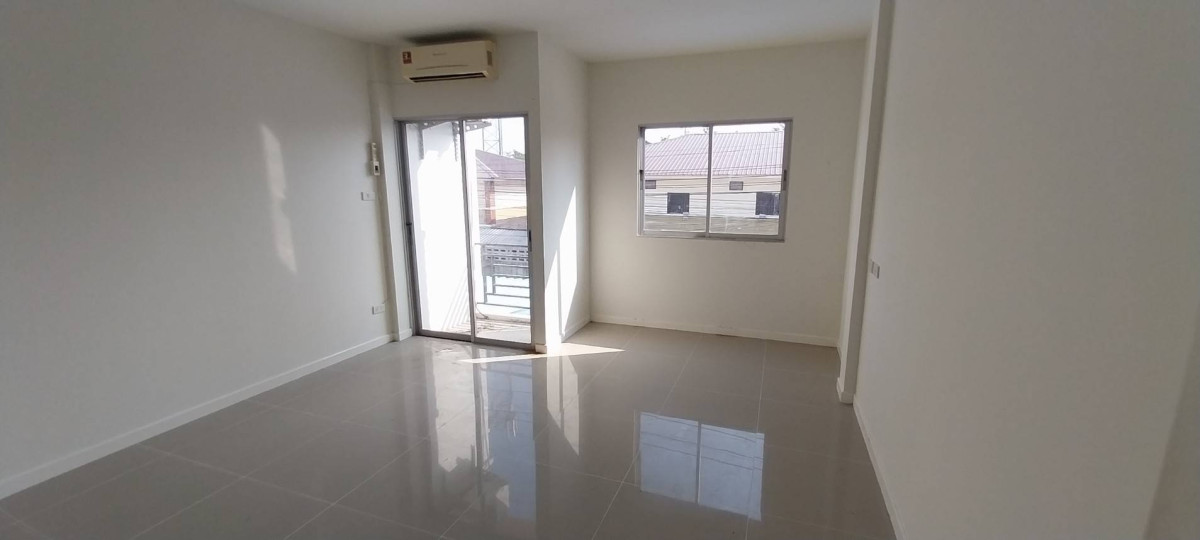 ทาวน์เฮ้าส์ เดอะเน็กซ์ ทาวน์โฮม ชลบุรี ศรีราชา บ่อวิน 2300000