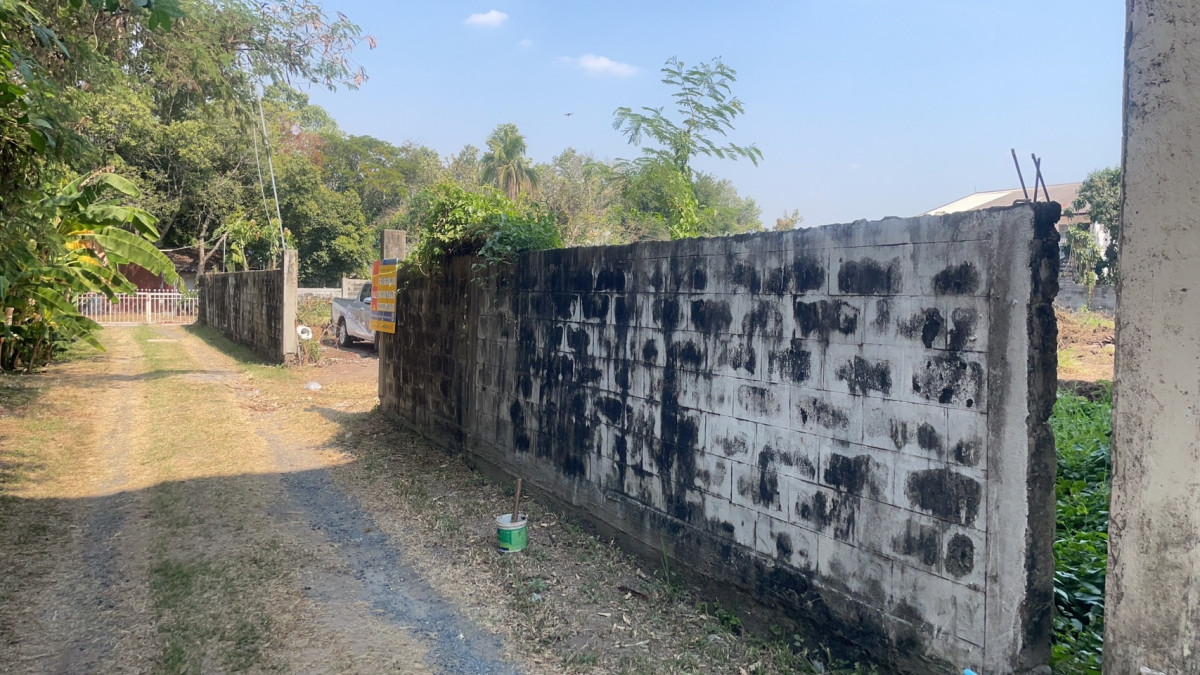 Residential land/lot Surin Mueang Surin Nai Mueang 7050000